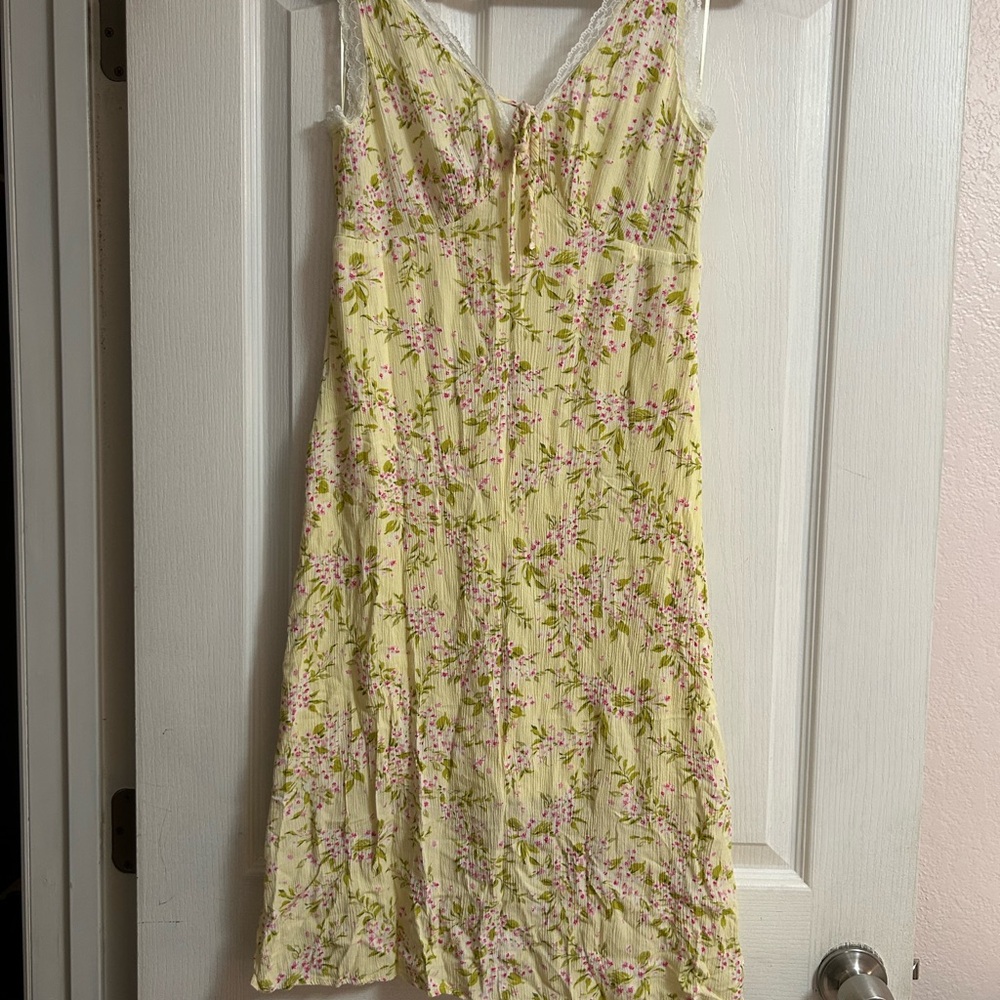NWOT Floral Yellow Midi Dress
